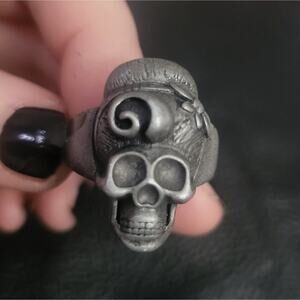 size 7 gray  rockabilly skull goth pinup girl ring